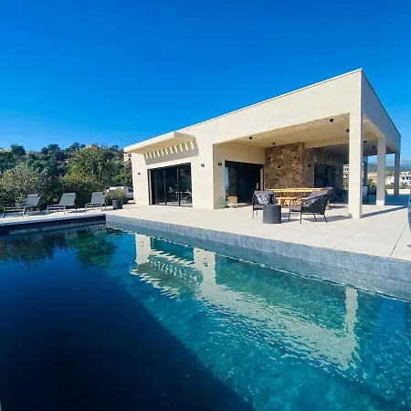 Corse Du Sud Avec Piscine Et Vue Villa Sari-Solenzara