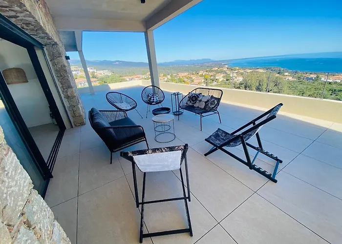 Villa Corse Du Sud Avec Piscine Et Vue *