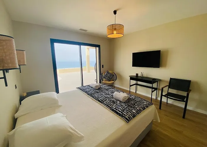 Villa Corse Du Sud Avec Piscine Et Vue *